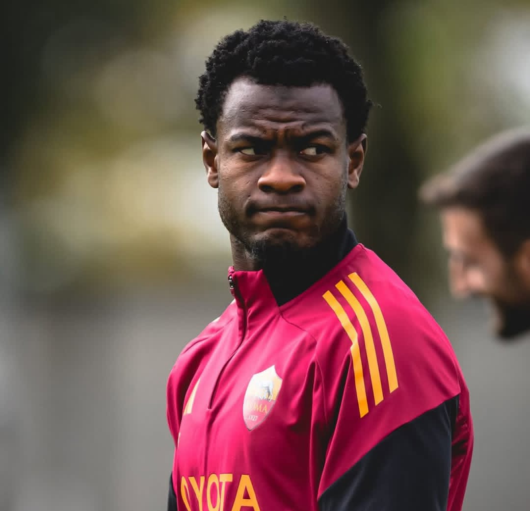 Evan Ndicka attire les géants européens avant le mercato estival